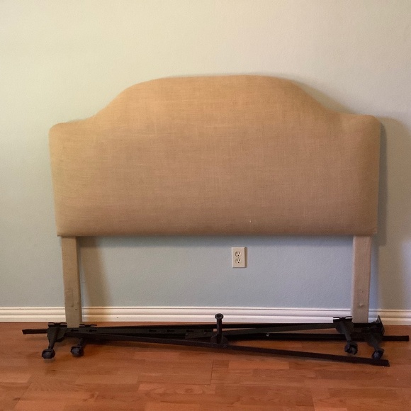 Ballard Design Burlap Queen Headboard and Bed Frame - Picture 1 of 1
